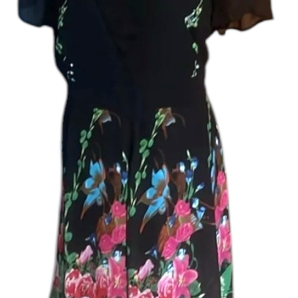 NWT beautiful floral dress - Picture 3 of 11